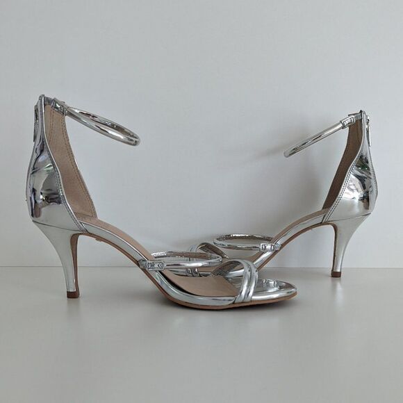 Vince Camuto Silver Metallic High Heels Women's 8 - Picture 5 of 7